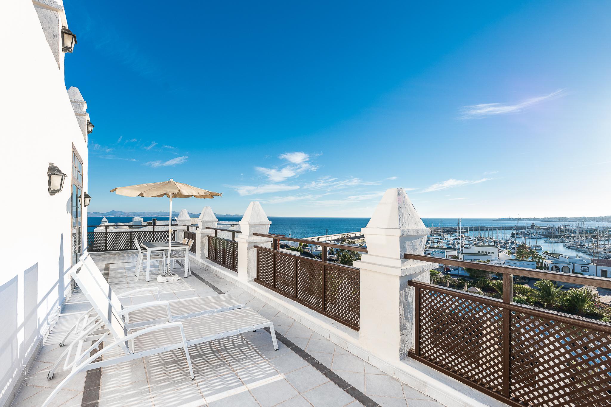 Hotel Livvo Volcan Lanzarote Playa Blanca Dış mekan fotoğraf