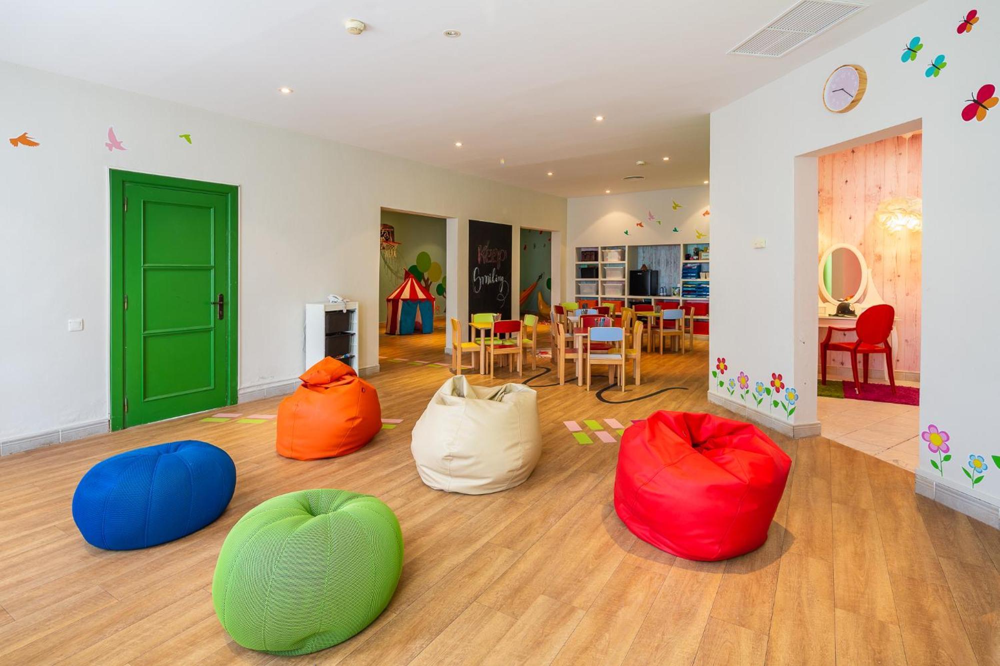 Hotel Livvo Volcan Lanzarote Playa Blanca Dış mekan fotoğraf