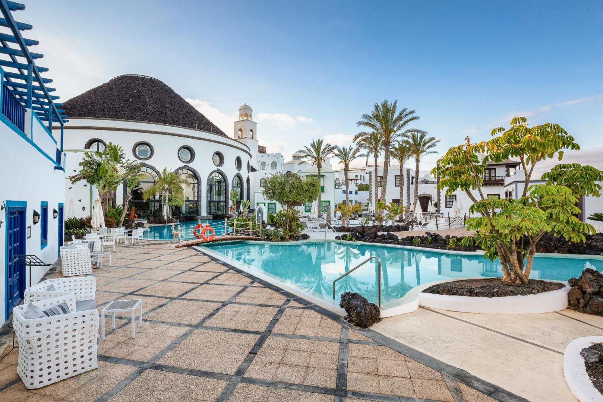 Hotel Livvo Volcan Lanzarote Playa Blanca Dış mekan fotoğraf